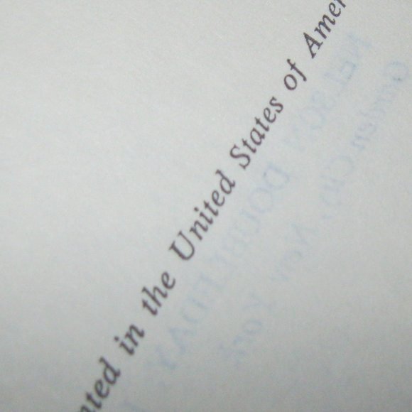 "CHARLES DICKENS A TALE OF TWO CITIES & OLIVER TWIST BOOKS" VINTAGE - Picture 4 of 13